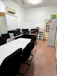 Hougang Avenue 1 (D19), Terrace #590230791